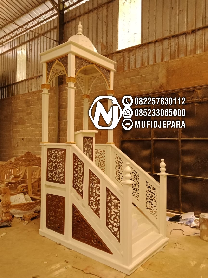 Mimbar Masjid Modern Khutbah Jumat
