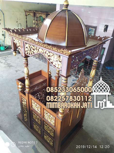 Mimbar Kayu Ukiran Pesanan DKM Masjid