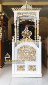 Mimbar Podium Khutbah Masjid Agung